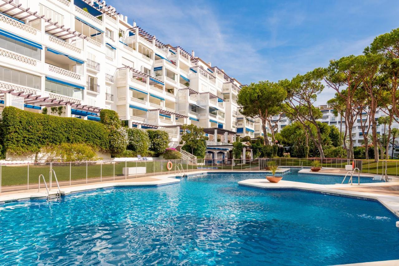 Lujoso Apartamento De 2 Dormitorios En Banus Marbella Kültér fotó