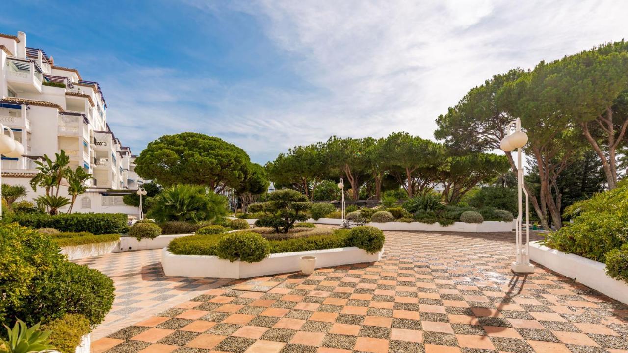 Lujoso Apartamento De 2 Dormitorios En Banus Marbella Kültér fotó
